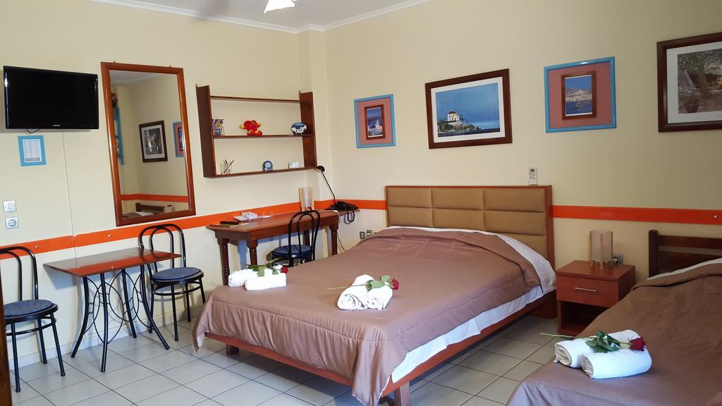 Stella Family Apartments Síndos Chambre photo